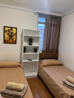 Malvarrosa Simple Shared Home